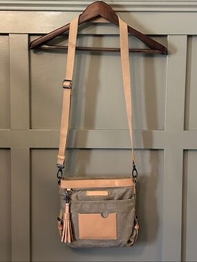Sherpani Luna Cross Body Bag Purse Tan Taupe Canvas